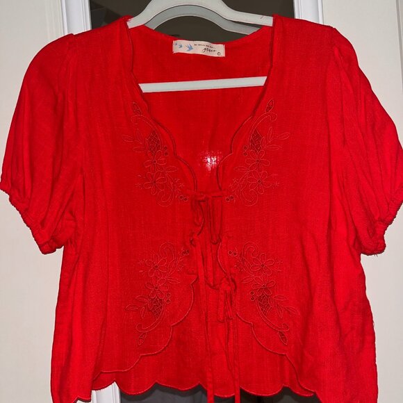 Red Eyelet Set - Picture 3 of 5